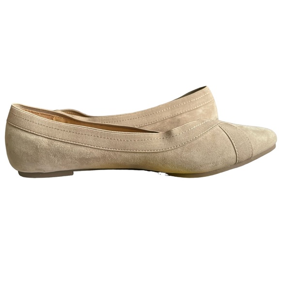 Me Too Women’s Taupey Suede Pointed Toe Reign Flat, Size 9, EUC! - Picture 4 of 9